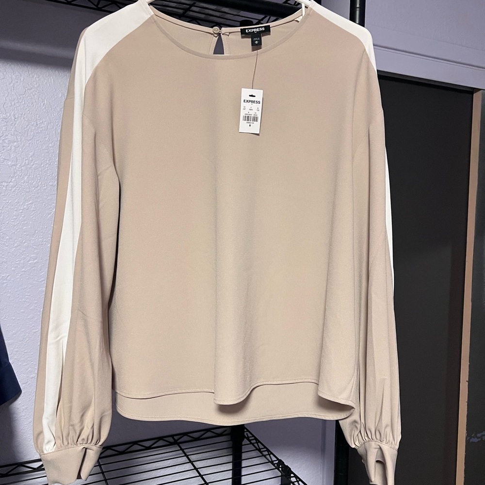 Express Women's Beige and White Blouse